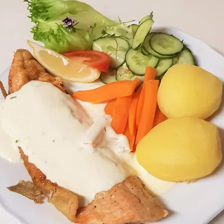 Torsetlia מלון *